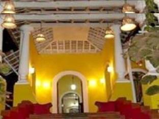Astoria Hotel Parra Luaran gambar