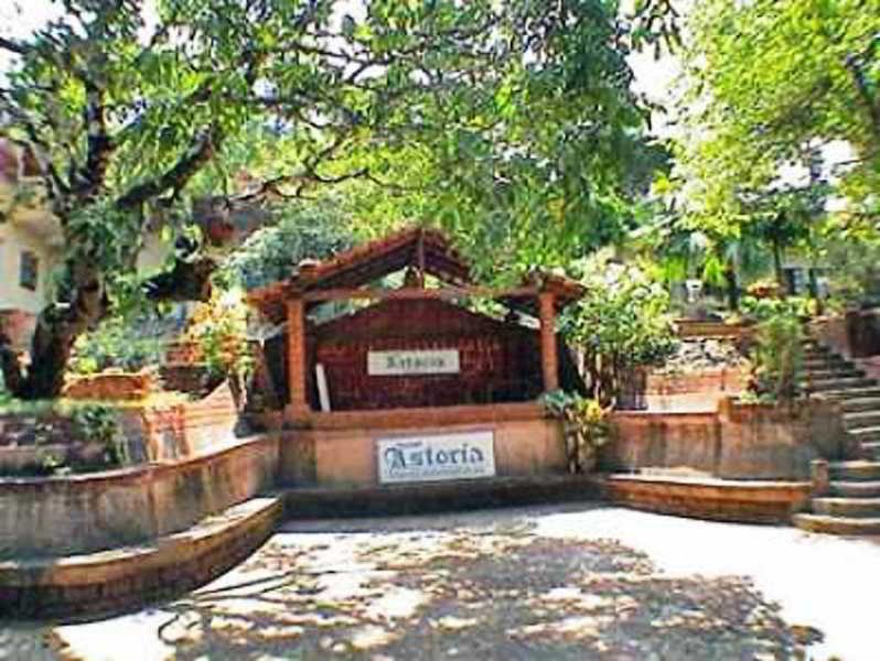 Astoria Hotel Parra Luaran gambar